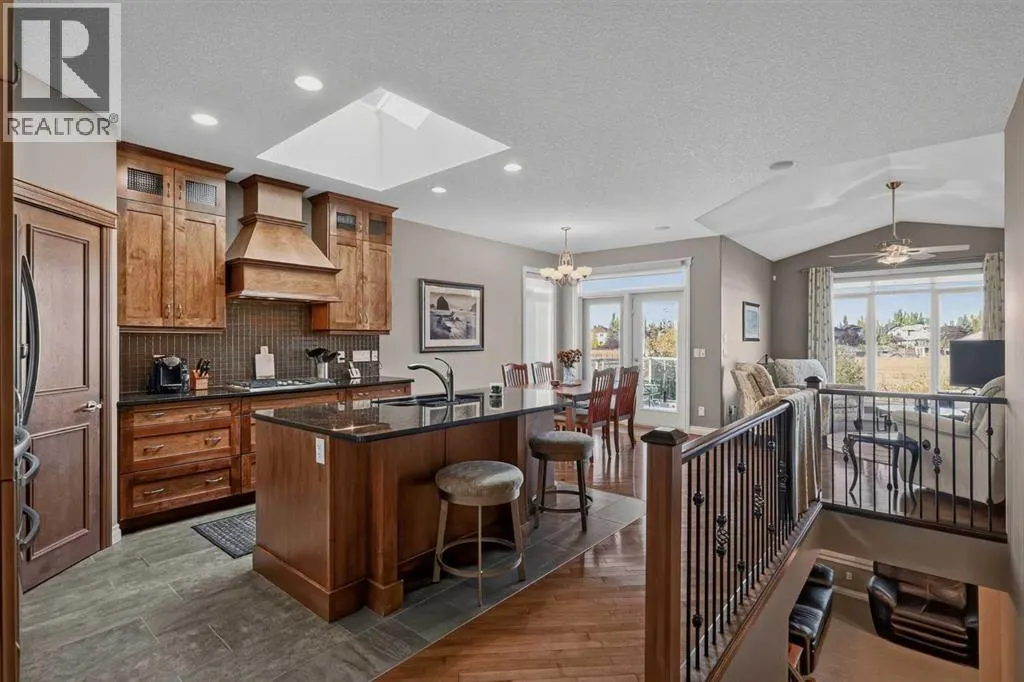 111 Tuscany Ravine Heights NW