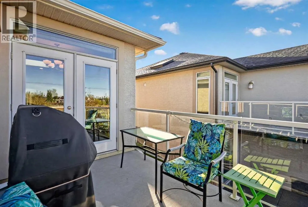 111 Tuscany Ravine Heights NW