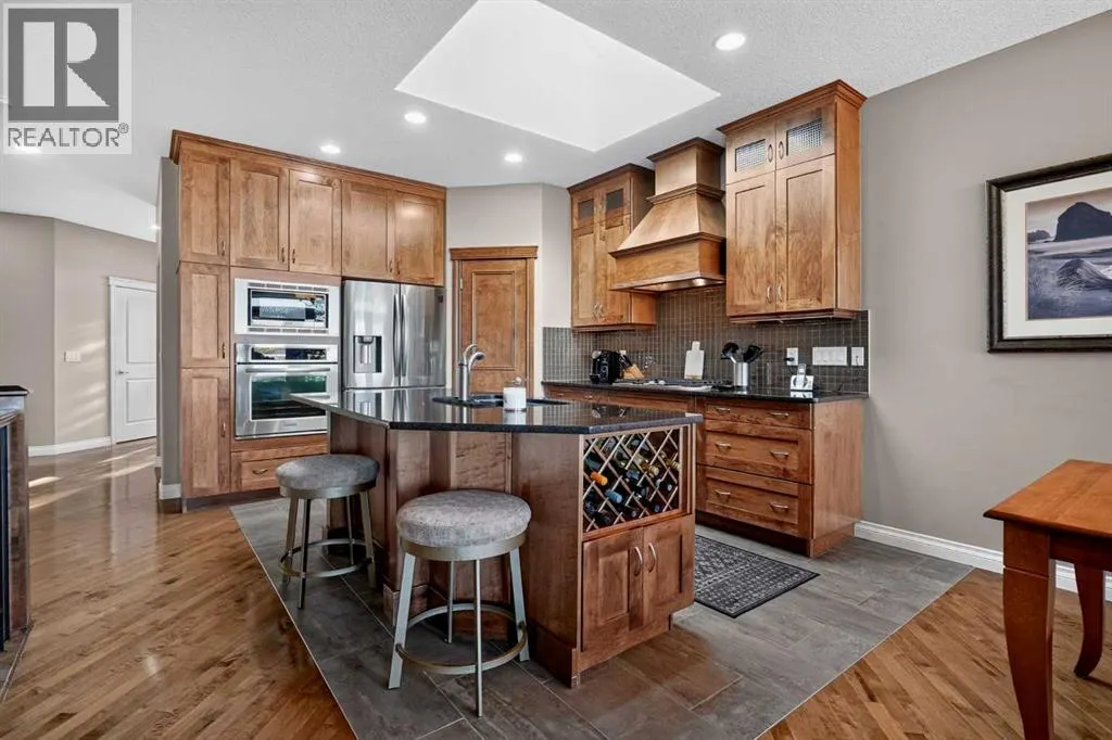 111 Tuscany Ravine Heights NW