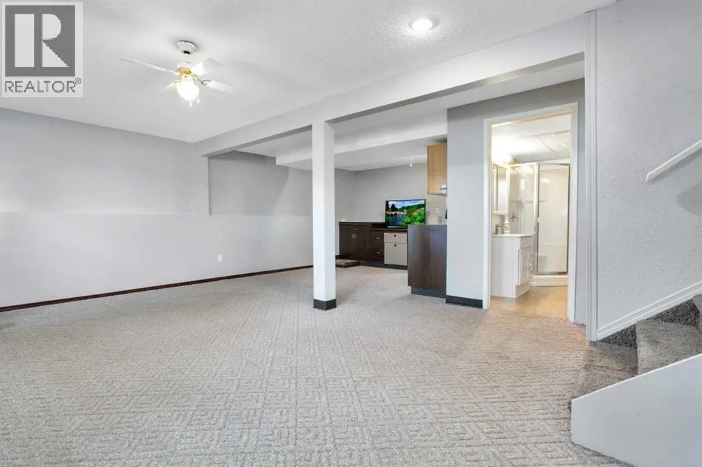 1 Mountain Place