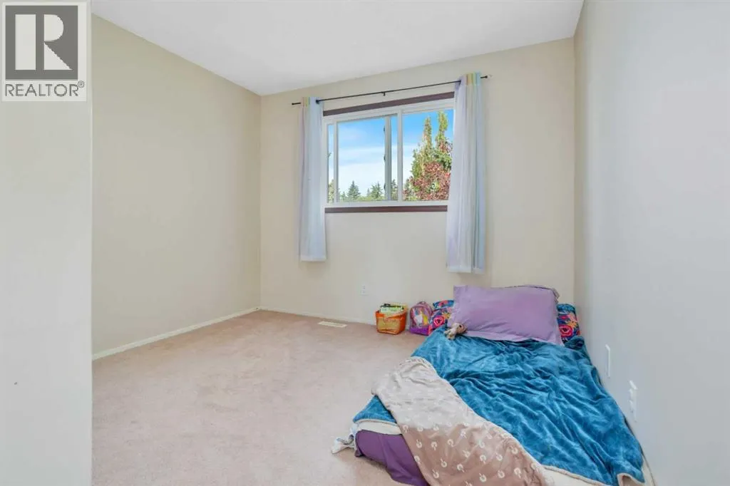 1 Mountain Place