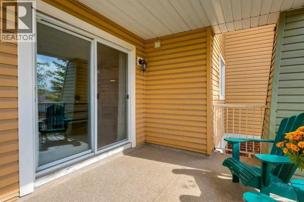 4226, 10 Prestwick Bay SE