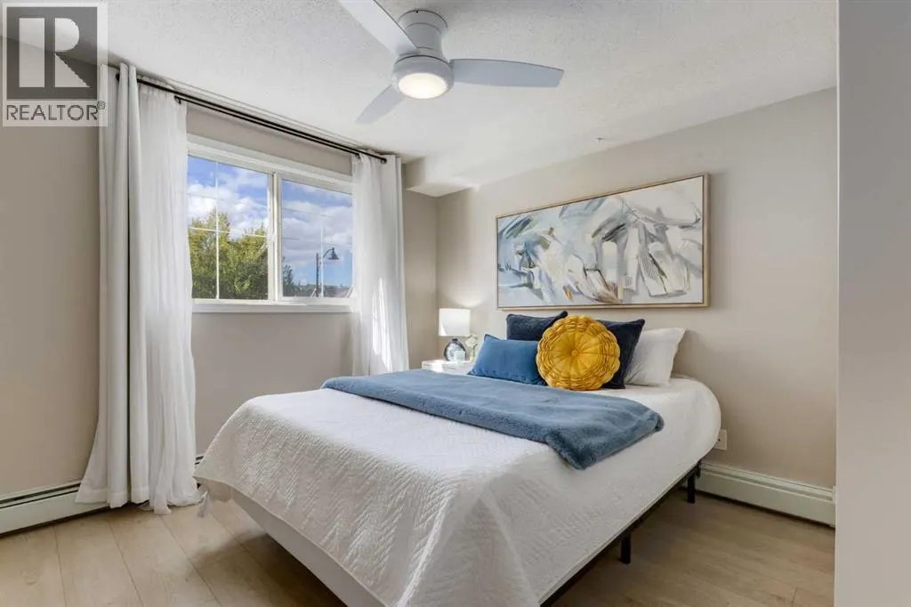 4226, 10 Prestwick Bay SE