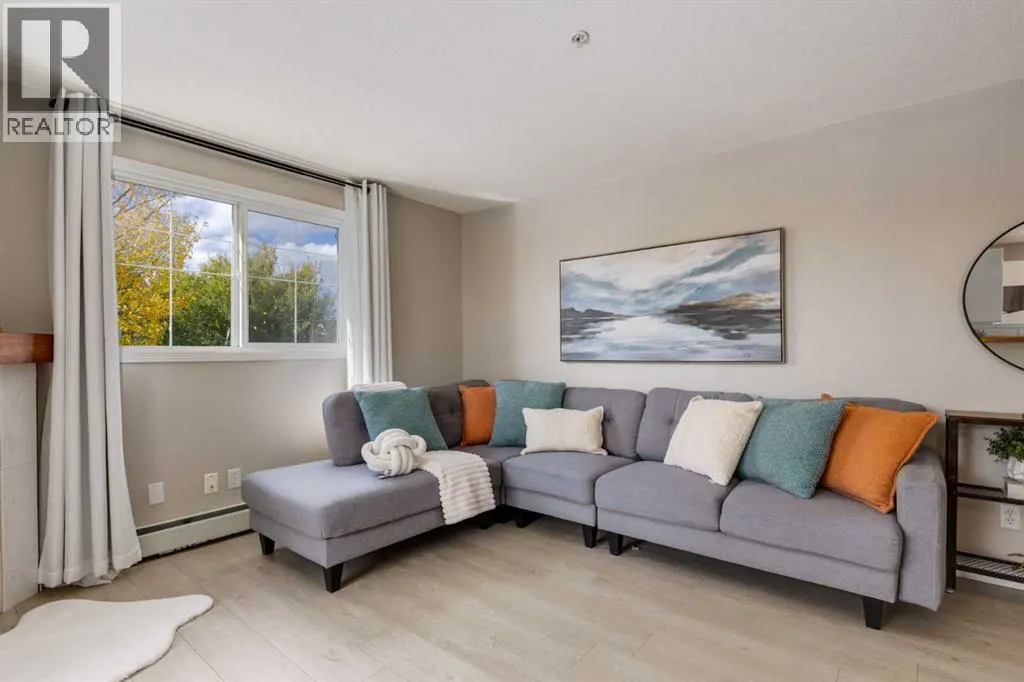 4226, 10 Prestwick Bay SE