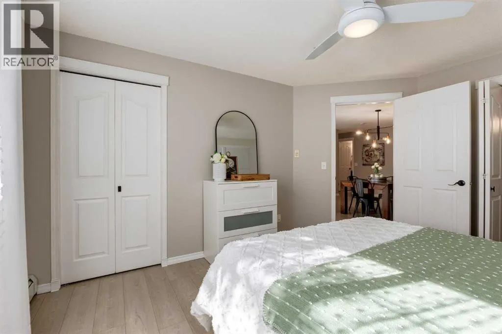 4226, 10 Prestwick Bay SE
