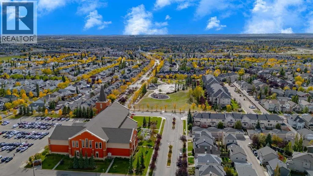 4226, 10 Prestwick Bay SE