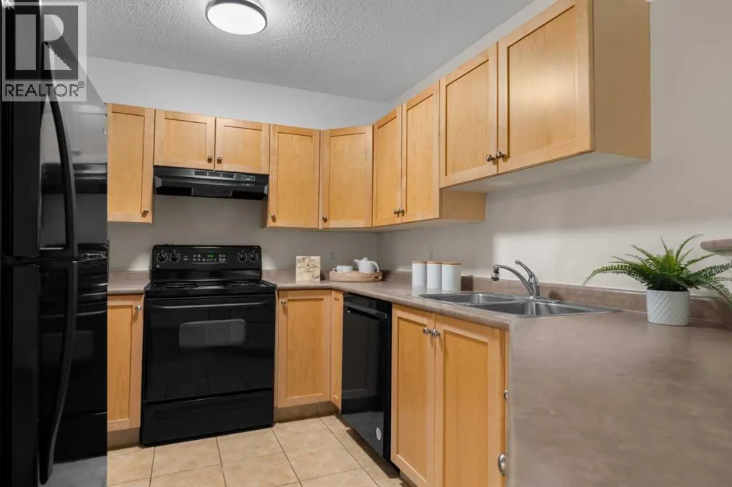 2110, 2518 Fish Creek Boulevard SW