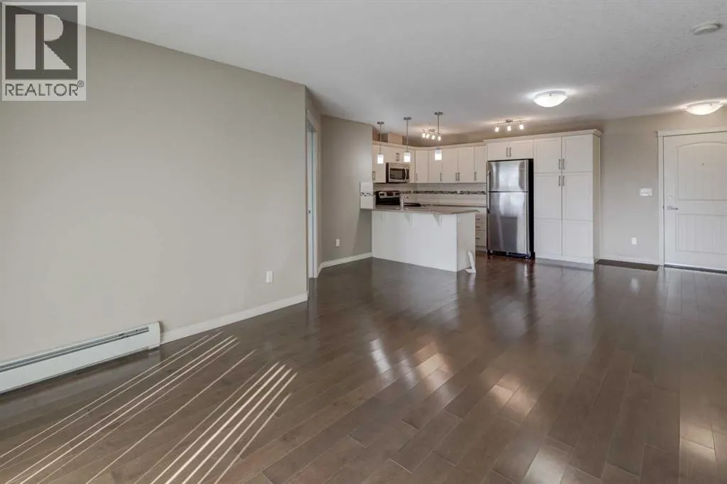 303, 406 Cranberry Park SE