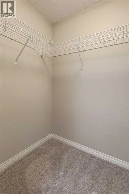 303, 406 Cranberry Park SE