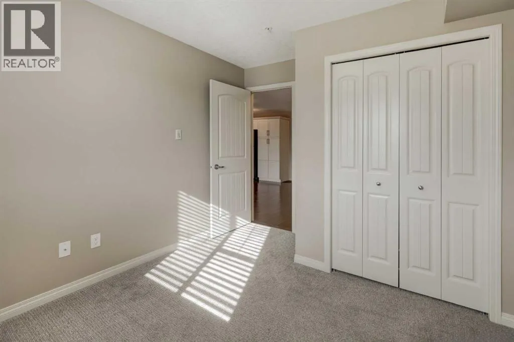 303, 406 Cranberry Park SE