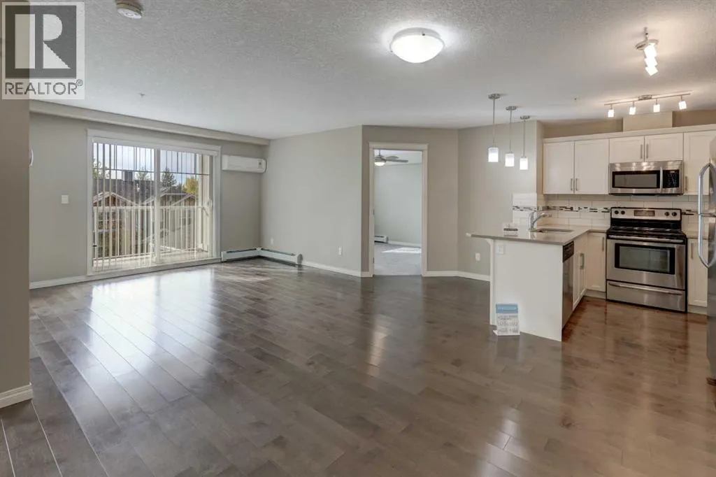 303, 406 Cranberry Park SE