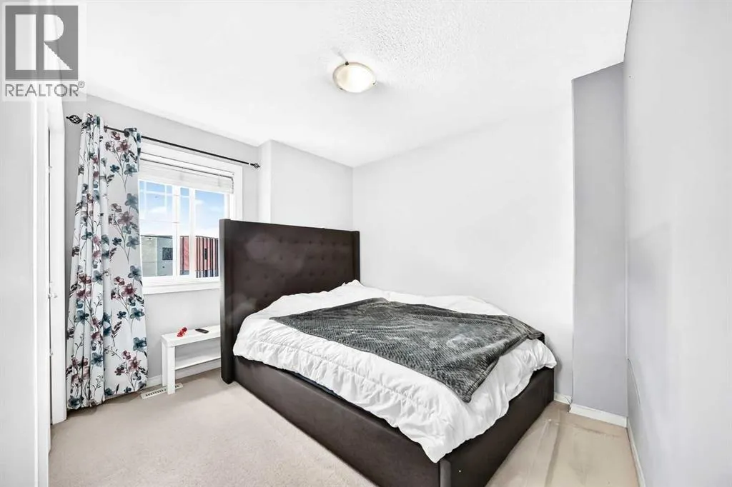119, 100 Coopers Common SW