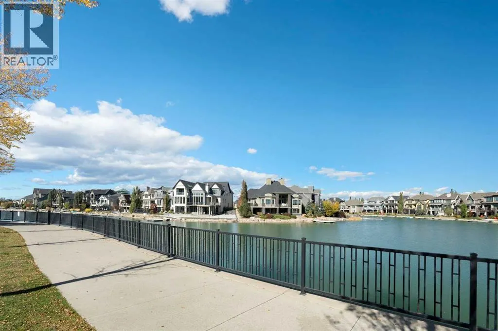 94 Mahogany Cove SE