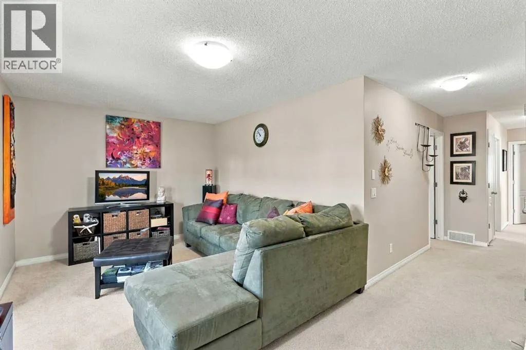 81 Walden Rise SE