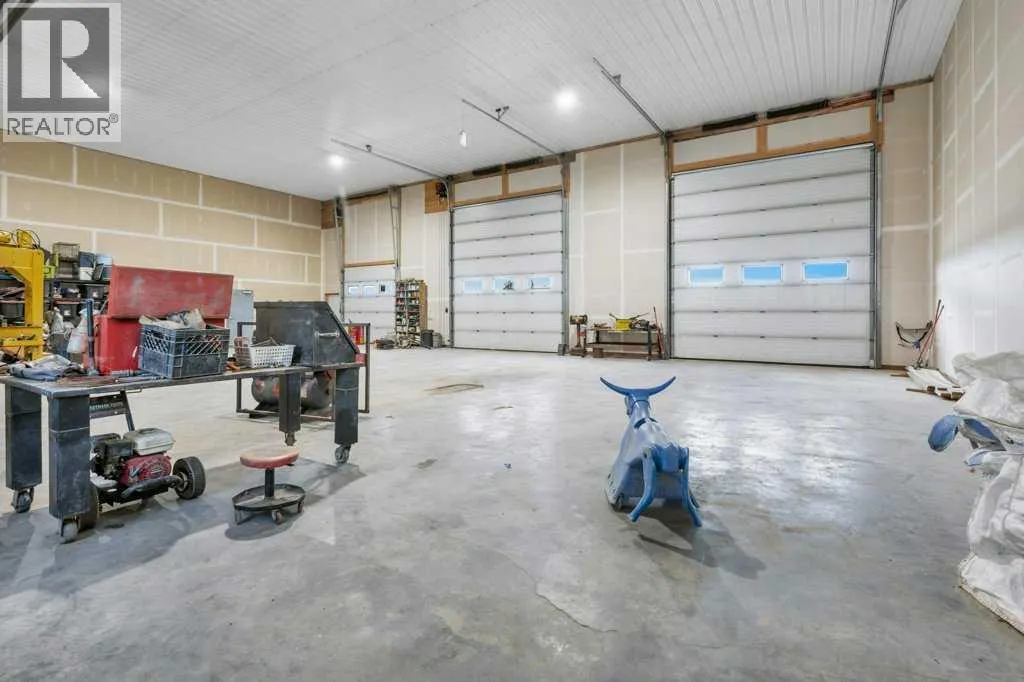 15048 Highway 611
