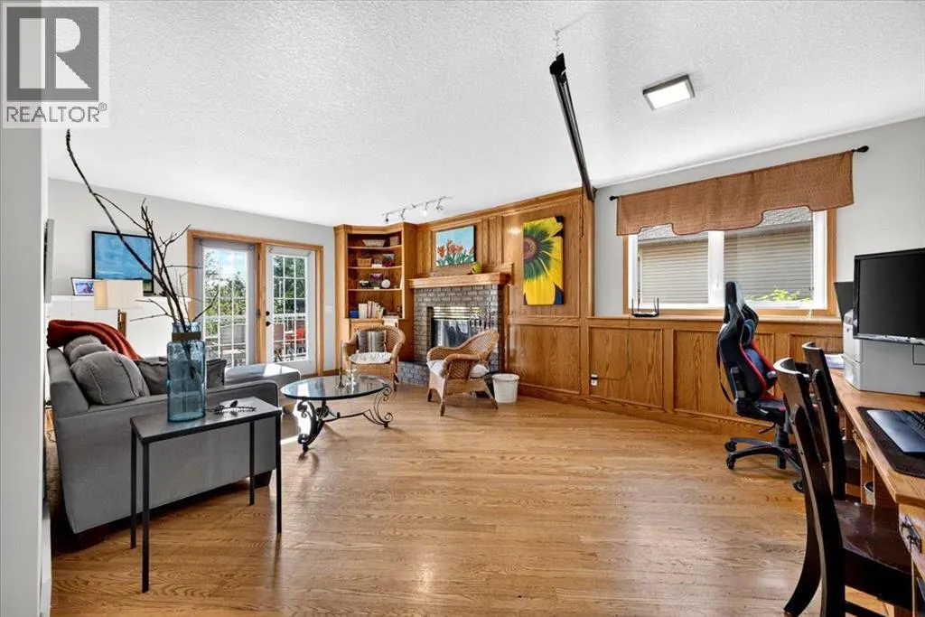 5 Sunset Crescent