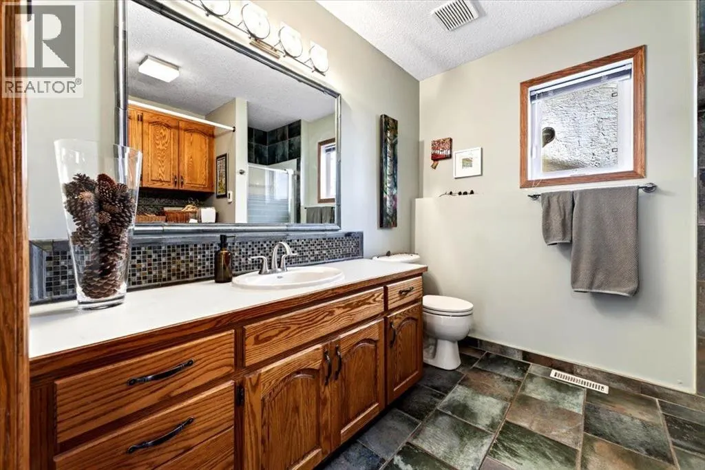 5 Sunset Crescent