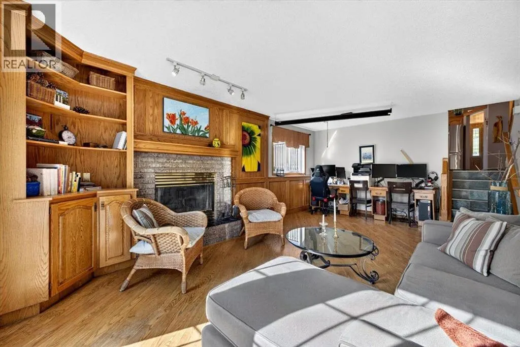 5 Sunset Crescent