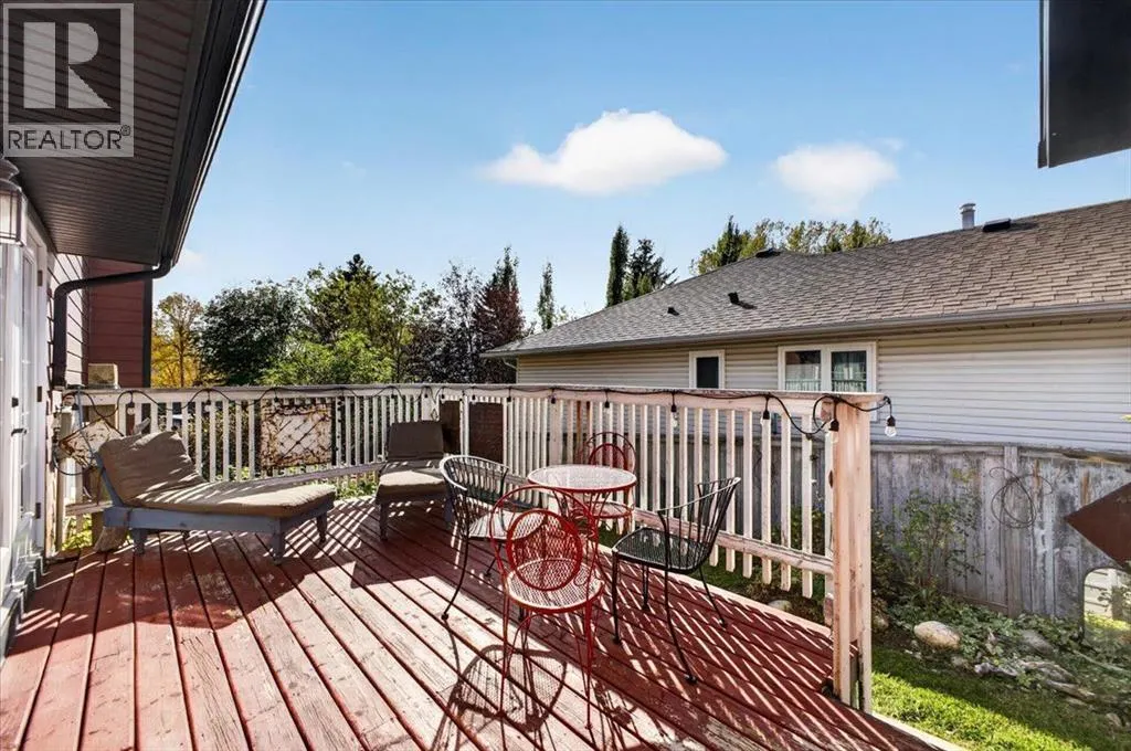 5 Sunset Crescent
