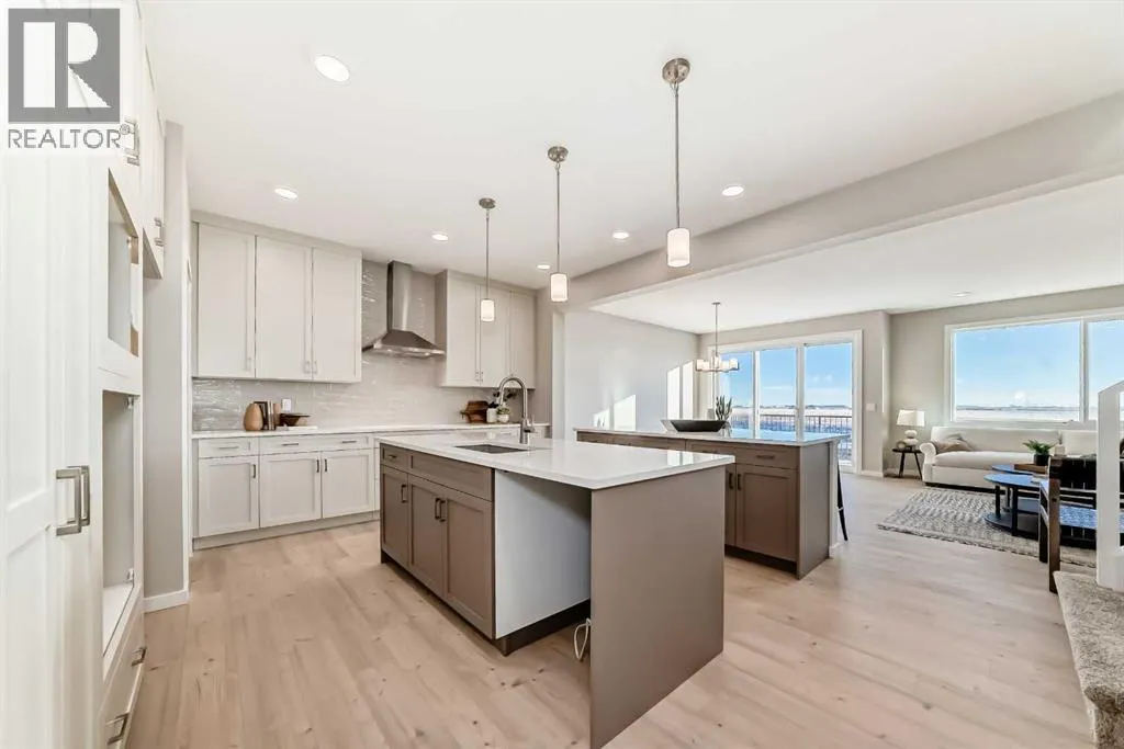 153 Rangeview Path SE