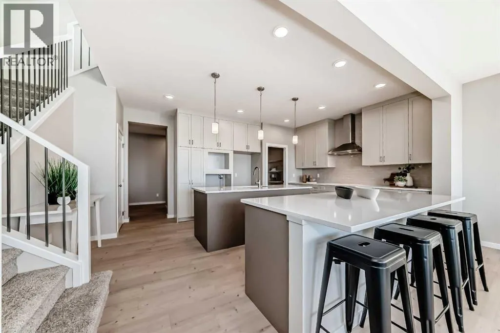 153 Rangeview Path SE
