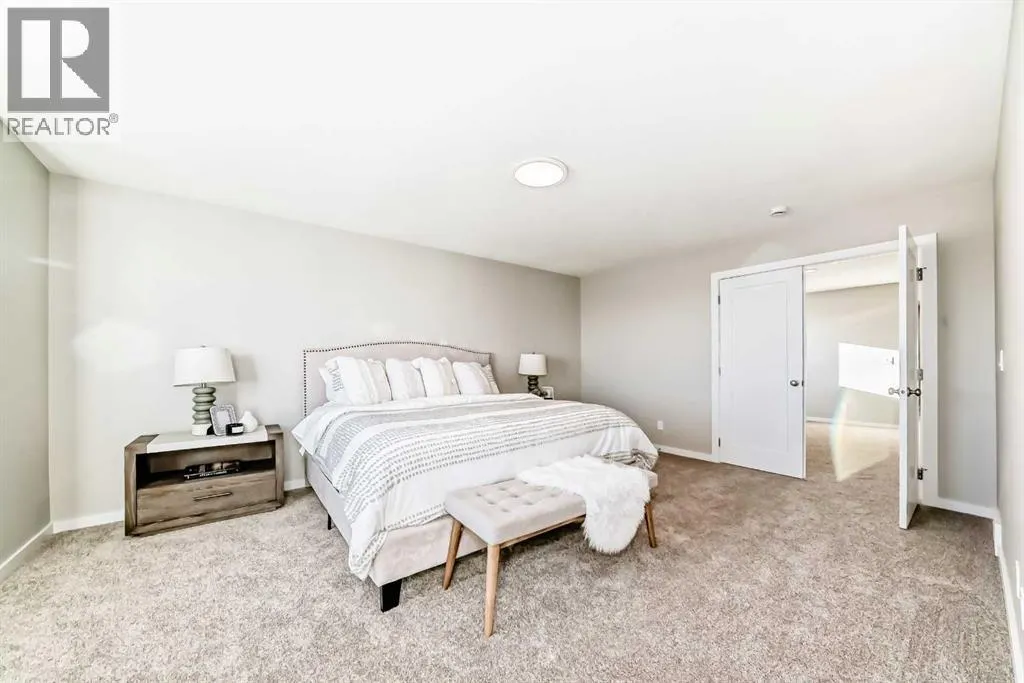 153 Rangeview Path SE