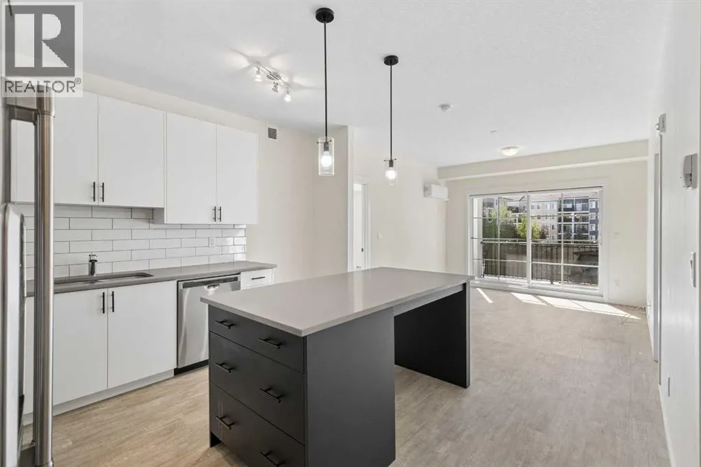 8216, 151 Legacy Main Street SE