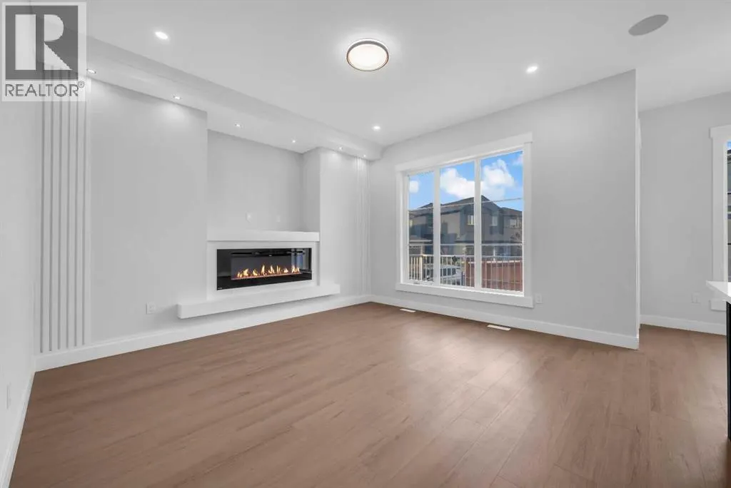203 KINNIBURGH Place