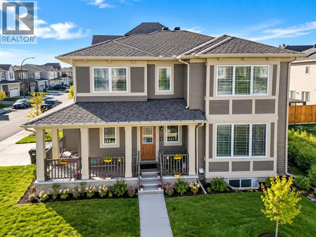 128 Cityside Crescent NE