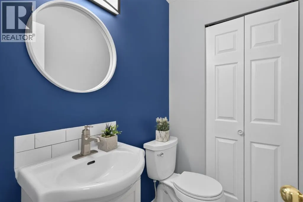 9, 567 Edmonton Trail NE