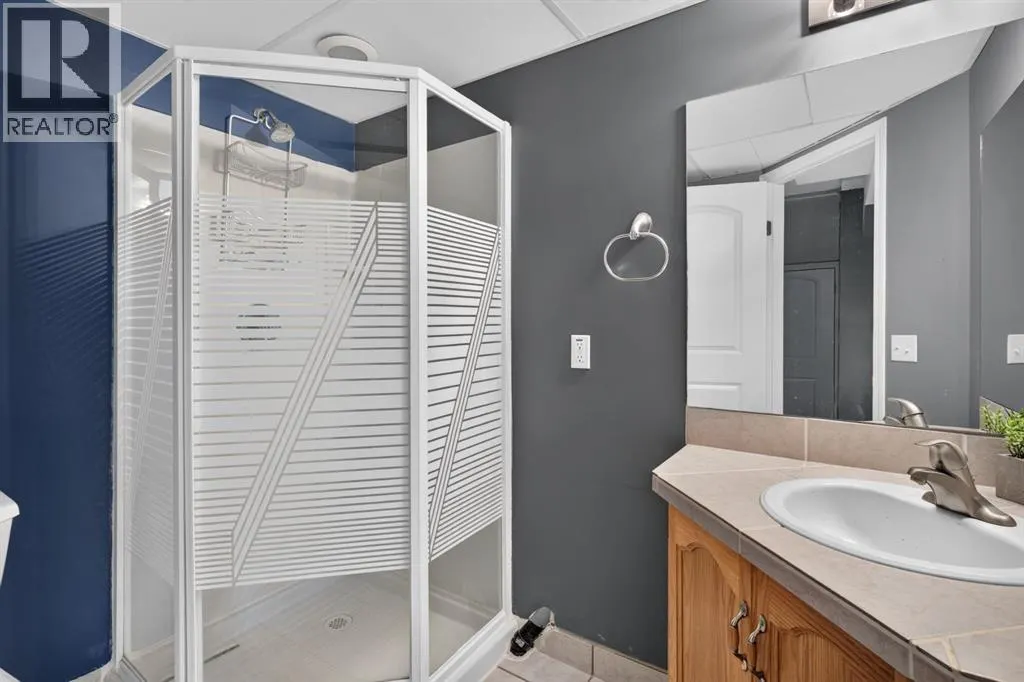 9, 567 Edmonton Trail NE