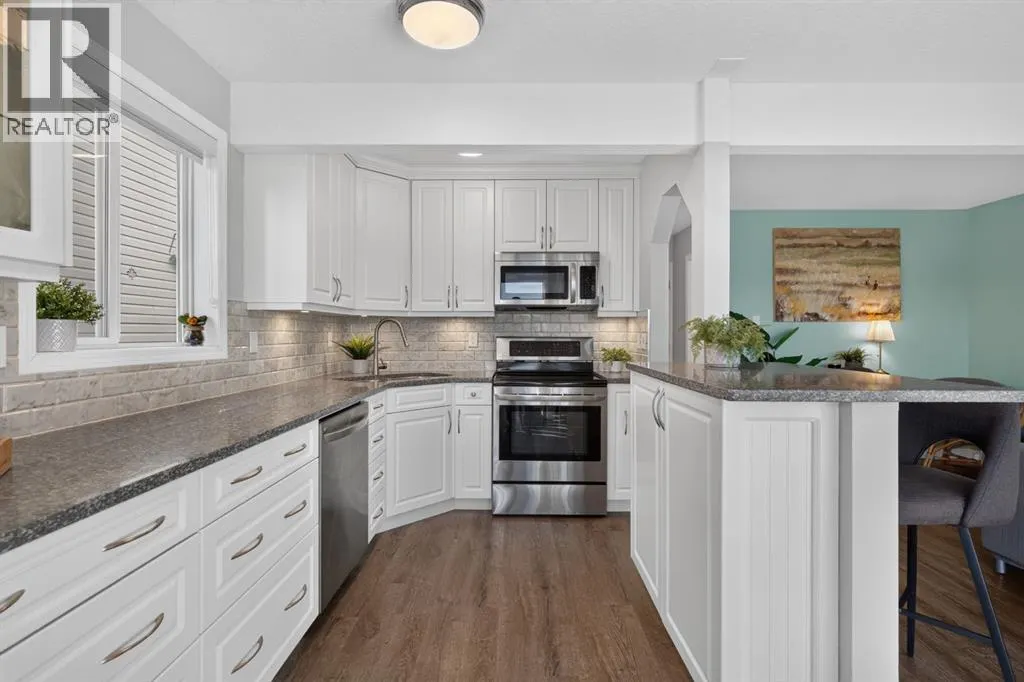 9, 567 Edmonton Trail NE