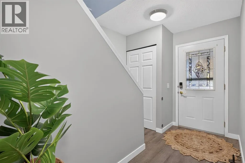 9, 567 Edmonton Trail NE