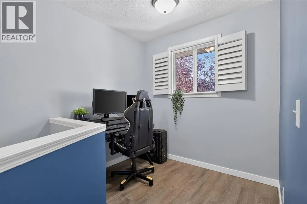 9, 567 Edmonton Trail NE