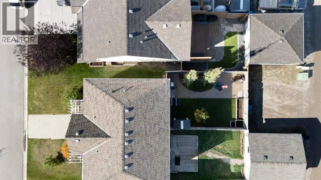 42 Copperpond Place SE