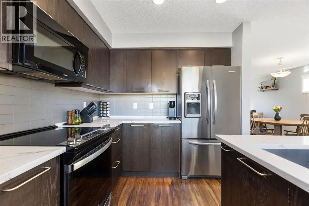 42 Copperpond Place SE
