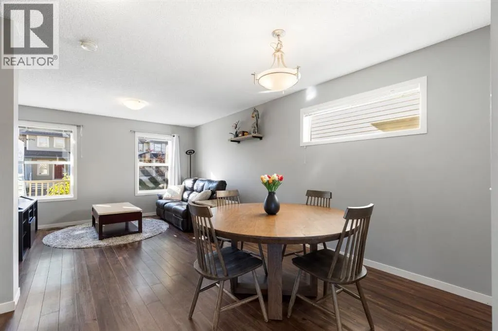 42 Copperpond Place SE