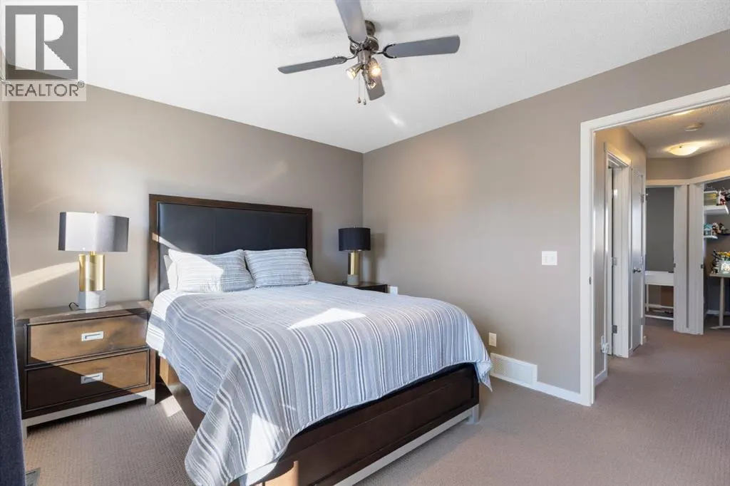 42 Copperpond Place SE