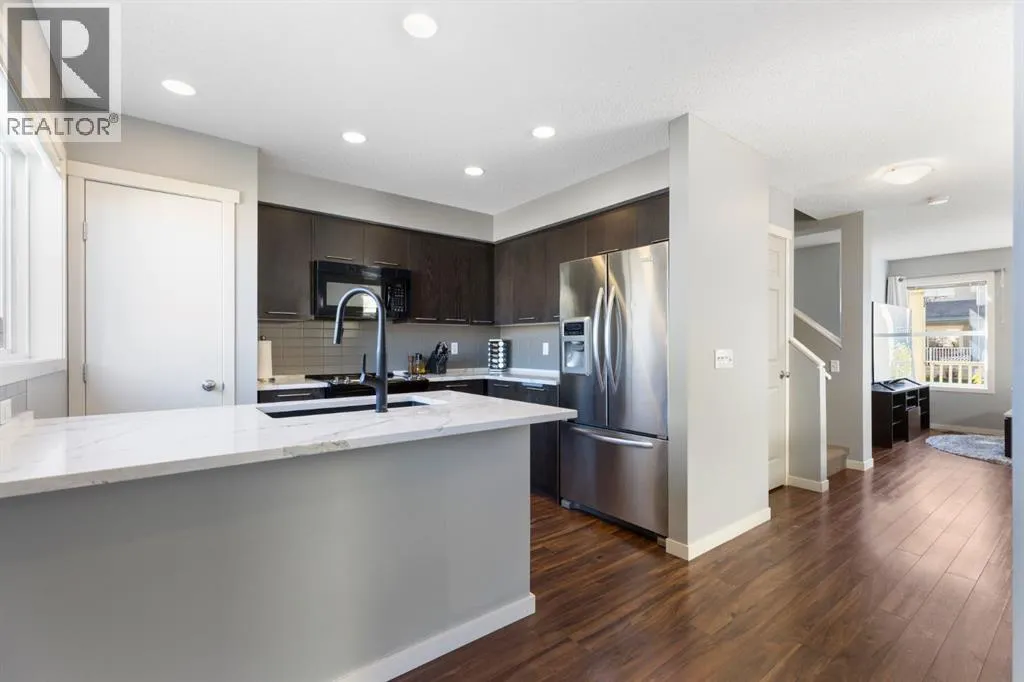42 Copperpond Place SE