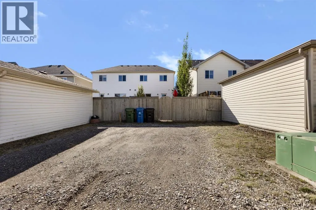42 Copperpond Place SE