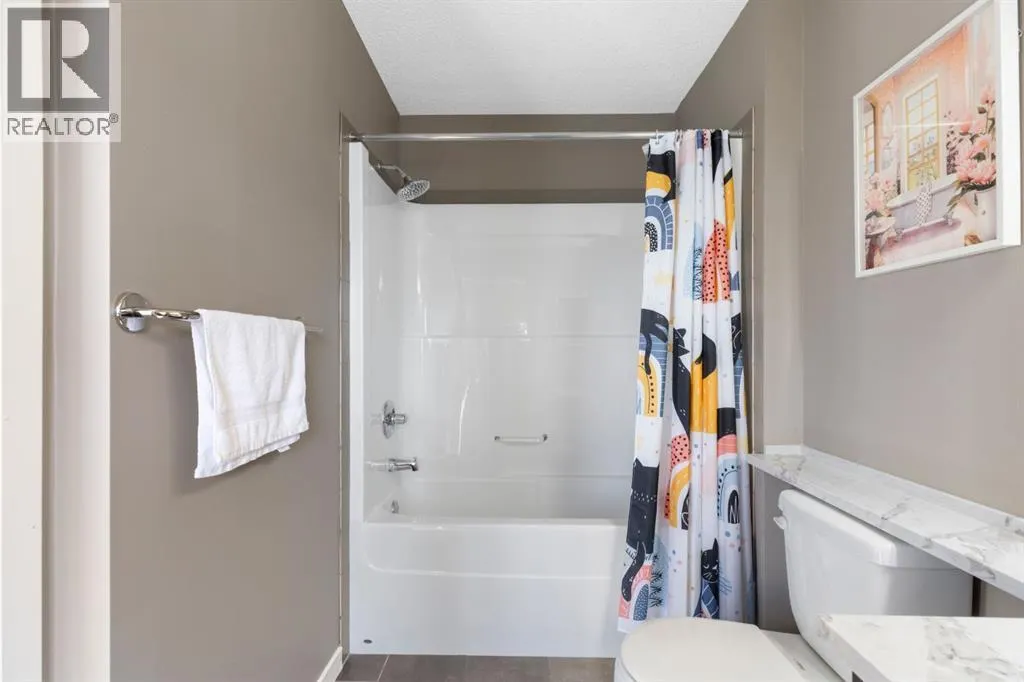 42 Copperpond Place SE