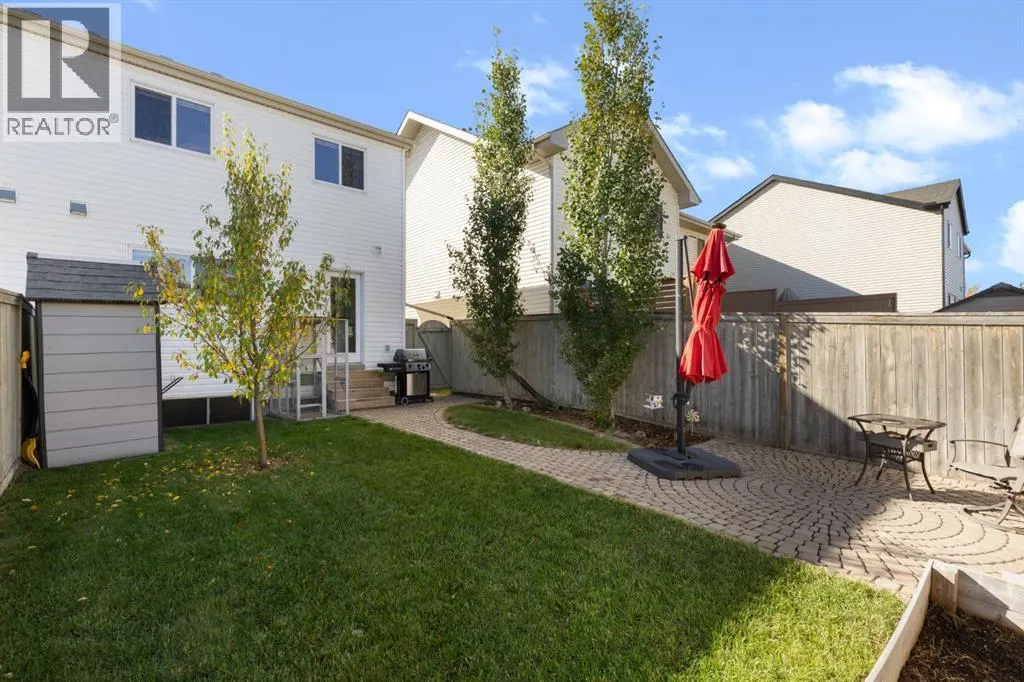 42 Copperpond Place SE