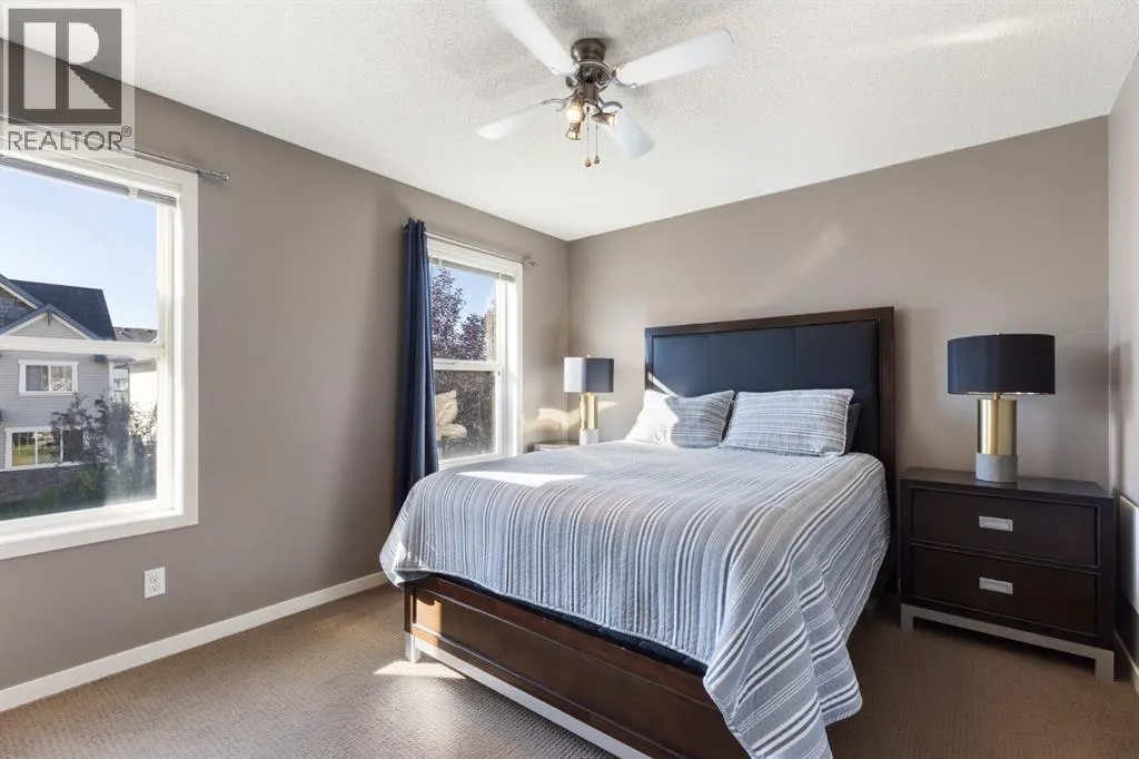 42 Copperpond Place SE