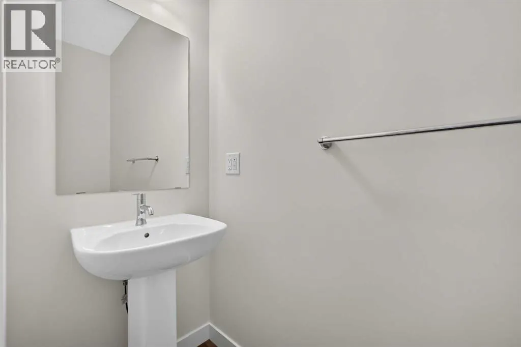 165 Silver Spruce Road SW