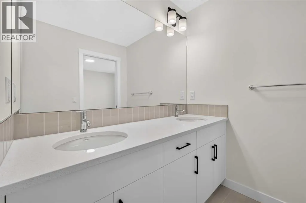 165 Silver Spruce Road SW