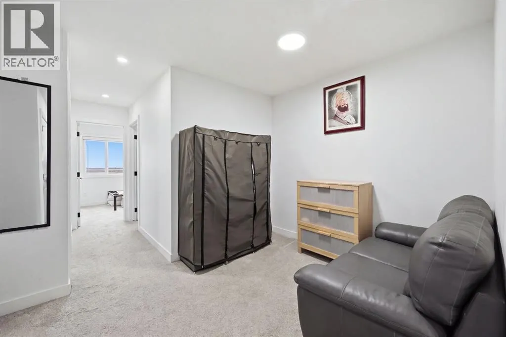 118 Saddlelake Manor NE