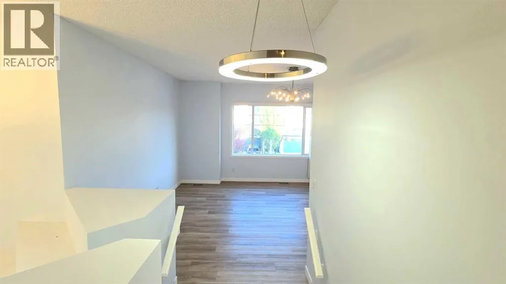 6 Cranwell Manor SE