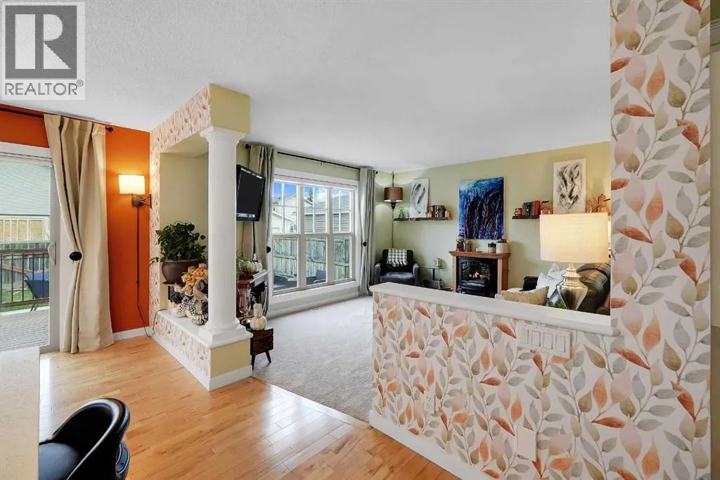 87 Springs Crescent SE