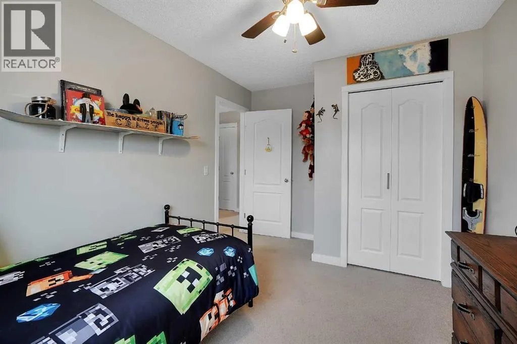 87 Springs Crescent SE