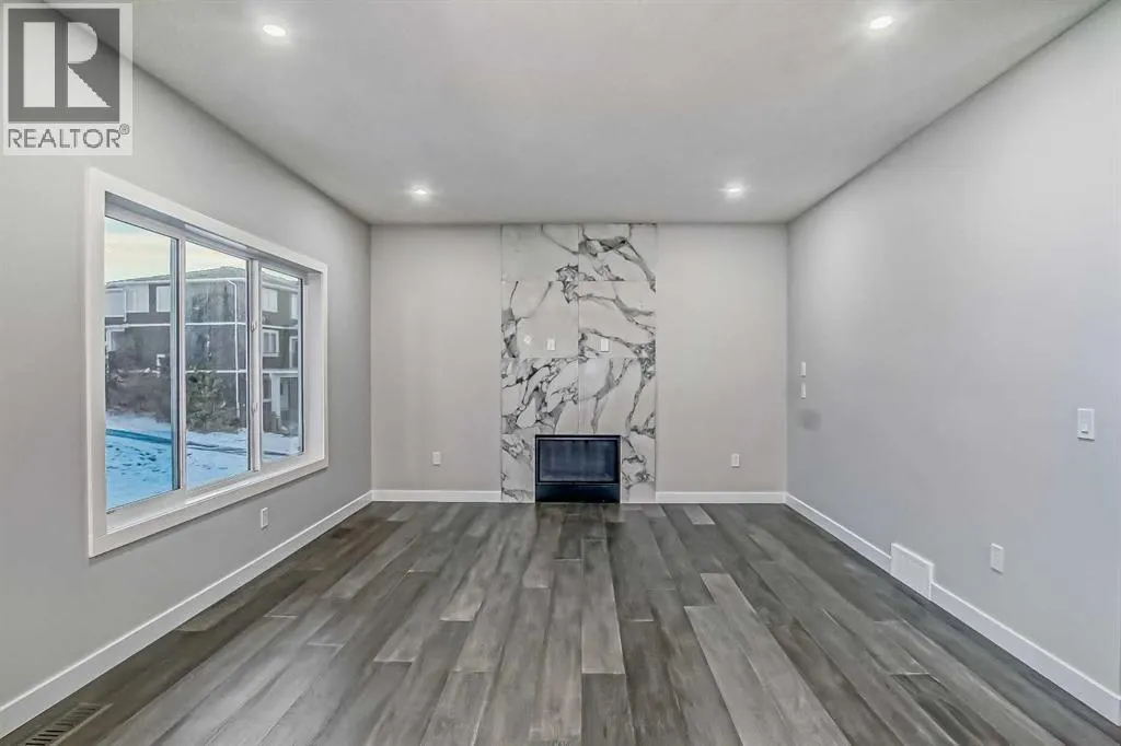 78 Baysprings Gardens SW